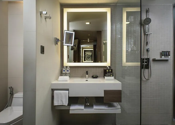 Novotel Sukhumvit 20 5*
