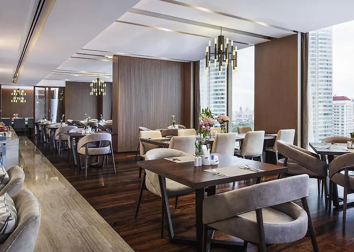 Novotel Sukhumvit 20 Hotel 5*