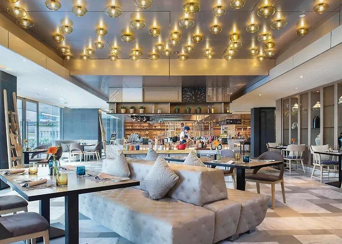 Novotel Sukhumvit 20 5*